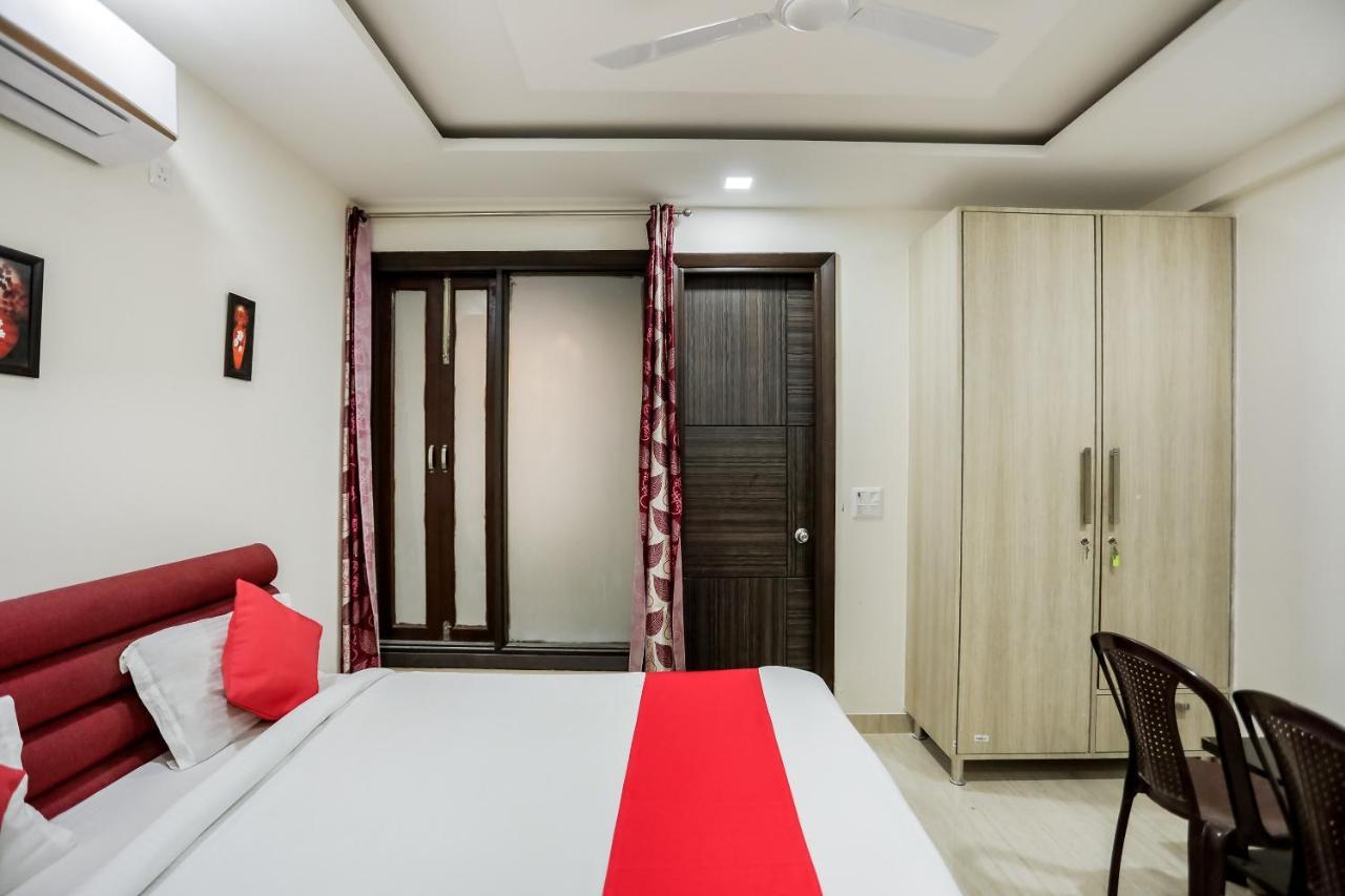 Oyo 65118 Hotel Vatika Gurgaon Exteriör bild
