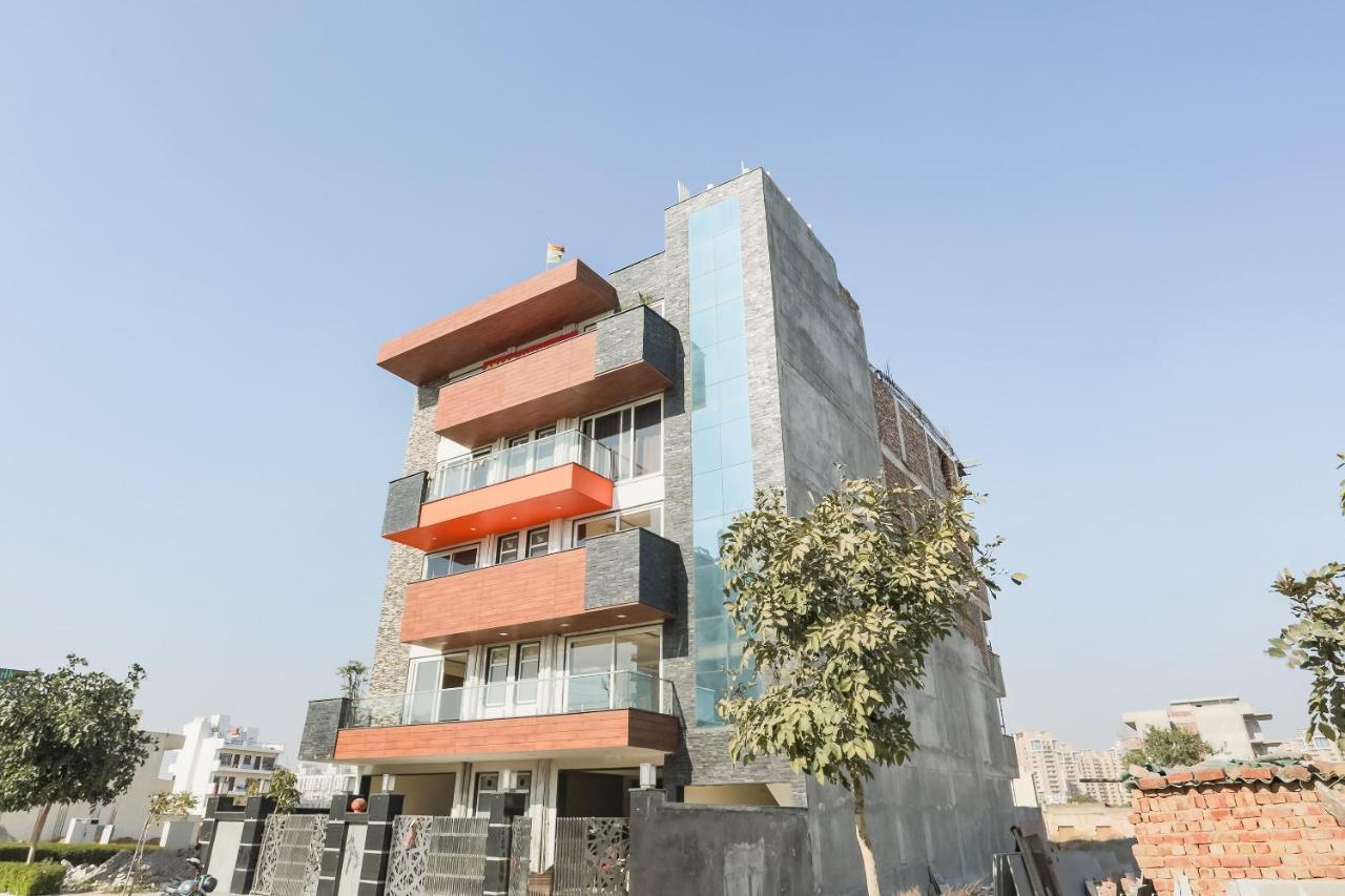 Oyo 65118 Hotel Vatika Gurgaon Exteriör bild